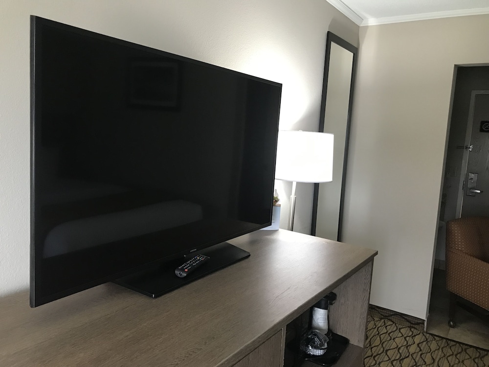 Baymont By Wyndham Grand Rapids Southeast 35/38