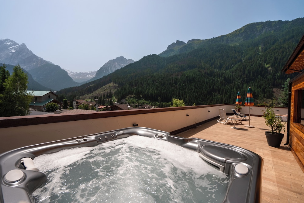 Hotel Cesa Tyrol 41/71