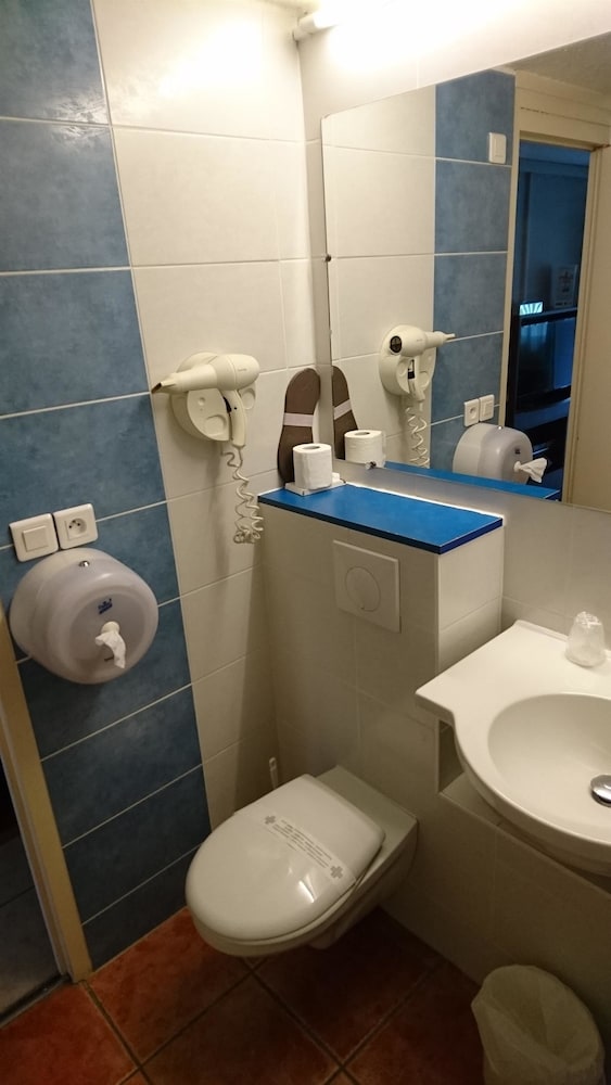 HOTEL KYRIAD TOULOUSE SUD - ROQUES 45/50