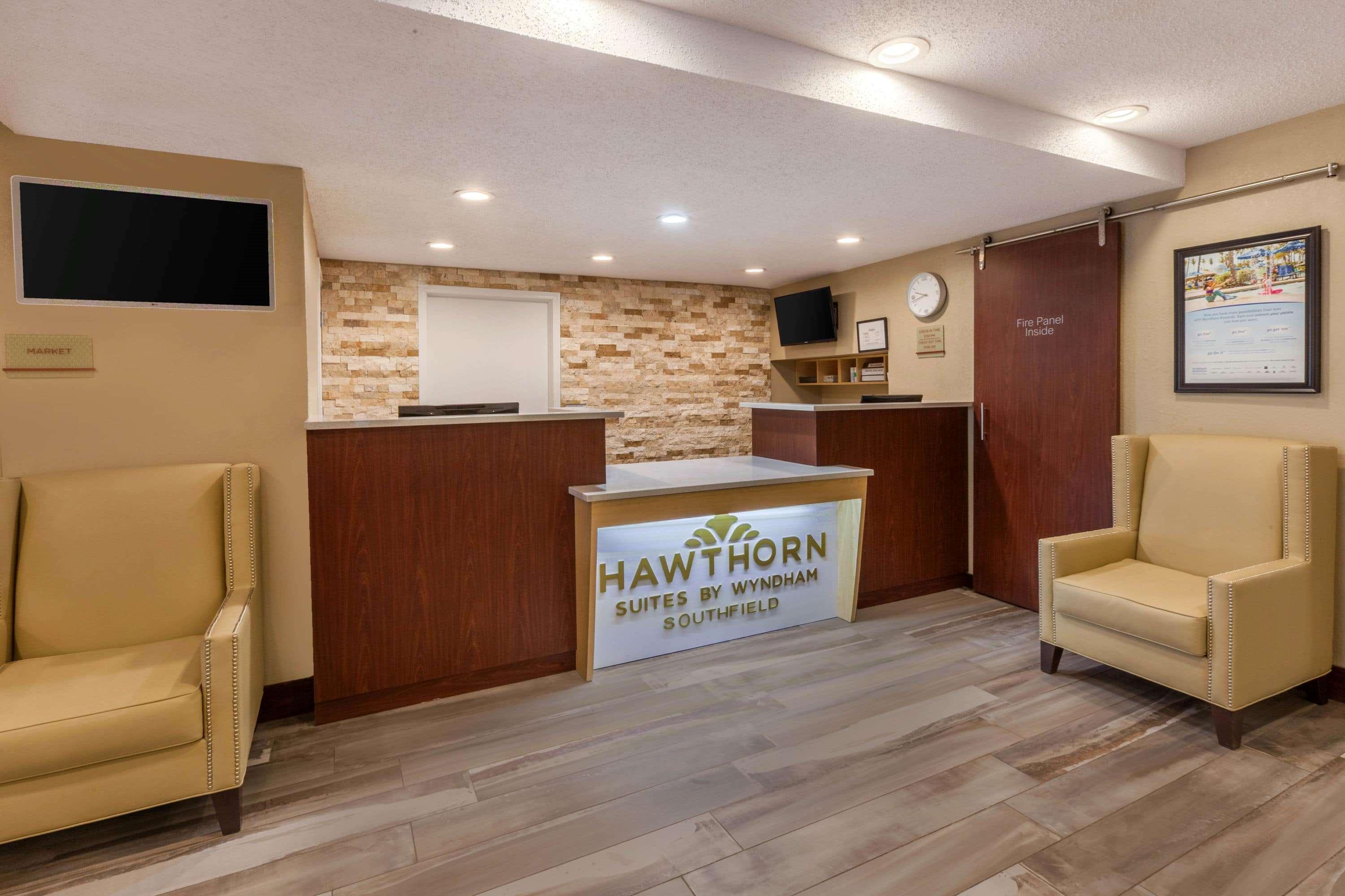 Hawthorn Suites by Wyndham Detroit Southfield 1/19