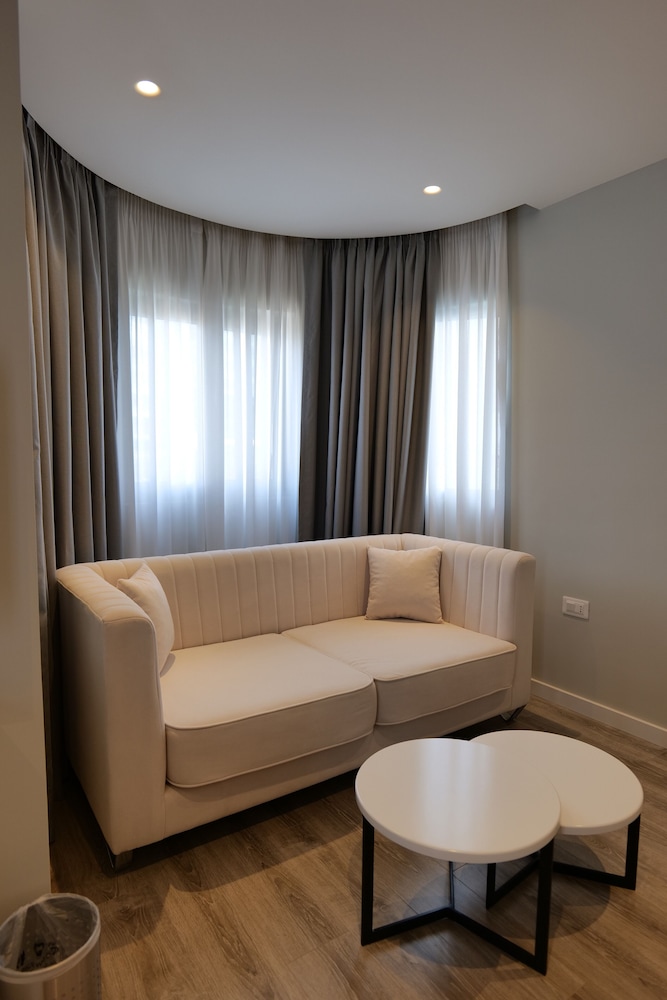 Hotel Teuta 25/50