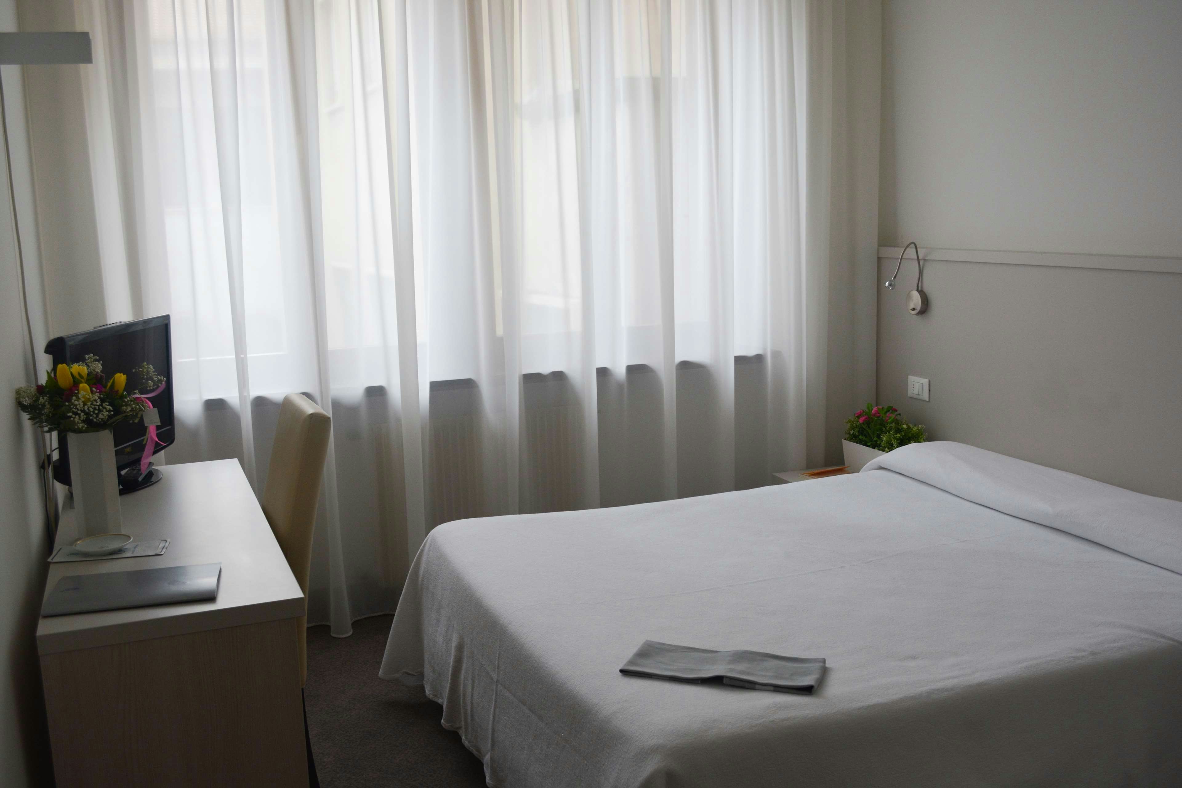 Accademia Hotel 5/15
