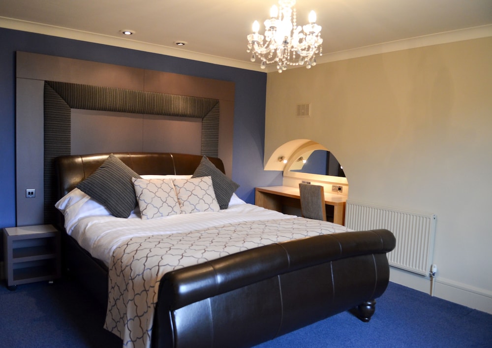 Regent Hotel 14/42