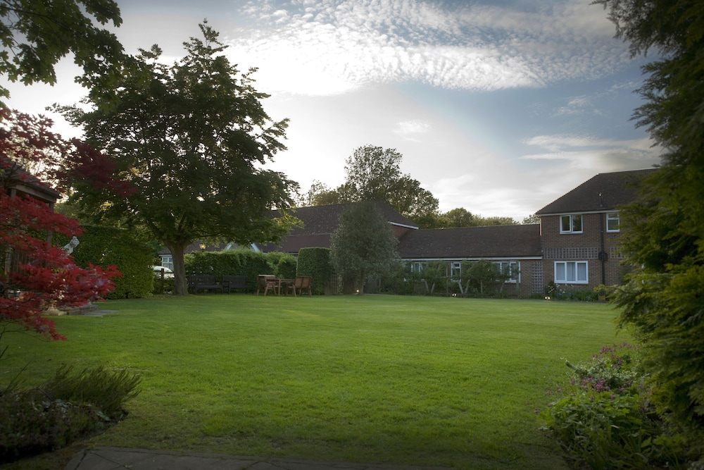 Little Silver Country Hotel 34/43