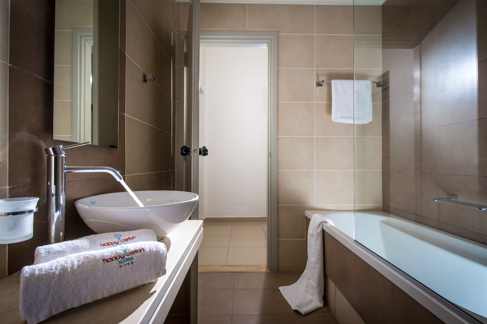 Happy Cretan Suites 16/77