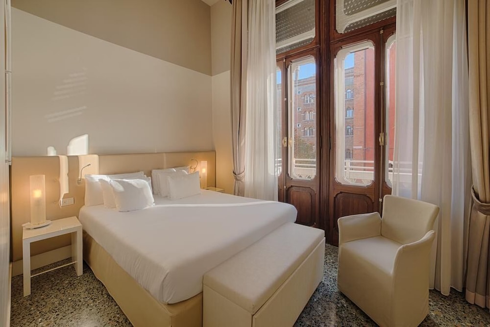 Palazzo Barocci Venezia 15/72