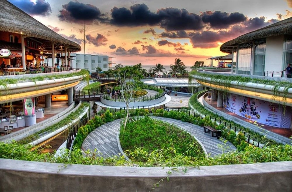 Townhouse Oak Legian Near Legian Beach Formerly Sayang Maha Merta 8/69
