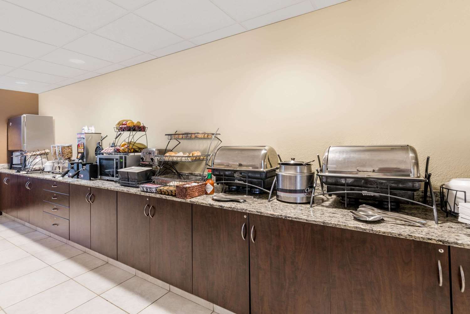 Microtel Inn Suites By Wyndham Dickinson 2/8
