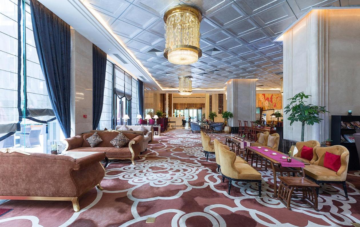 Chengdu Dading Century Hotel 36/55
