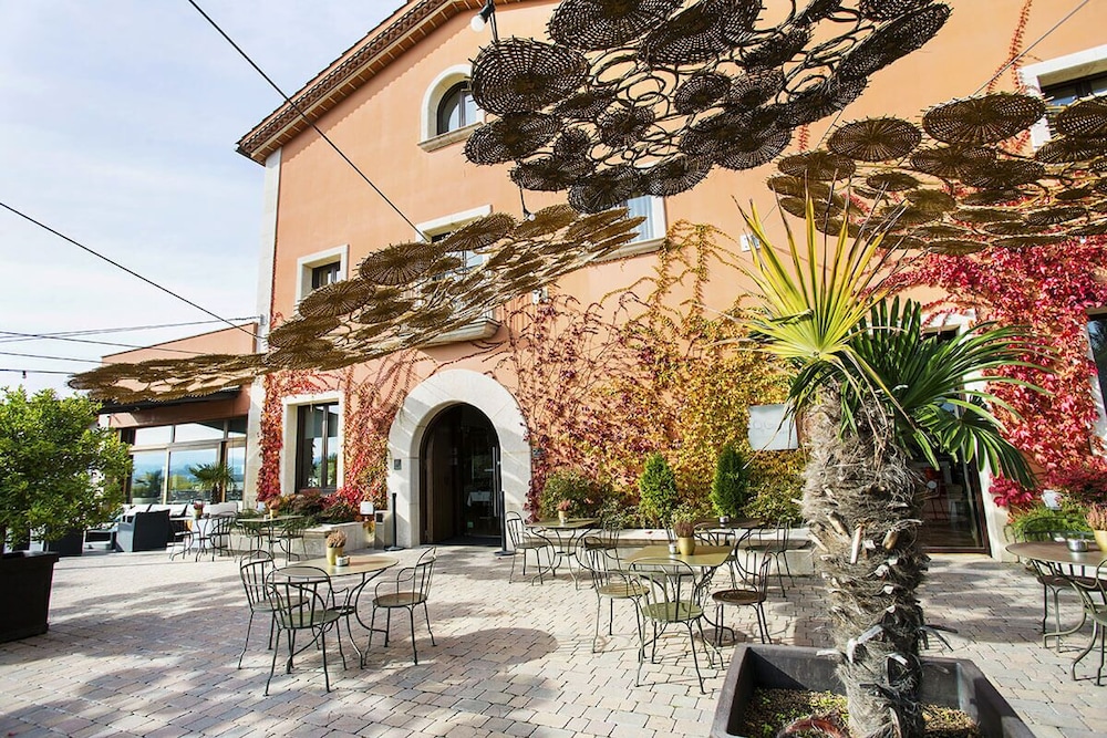 Qgat Restaurant Events Hotel 3/37