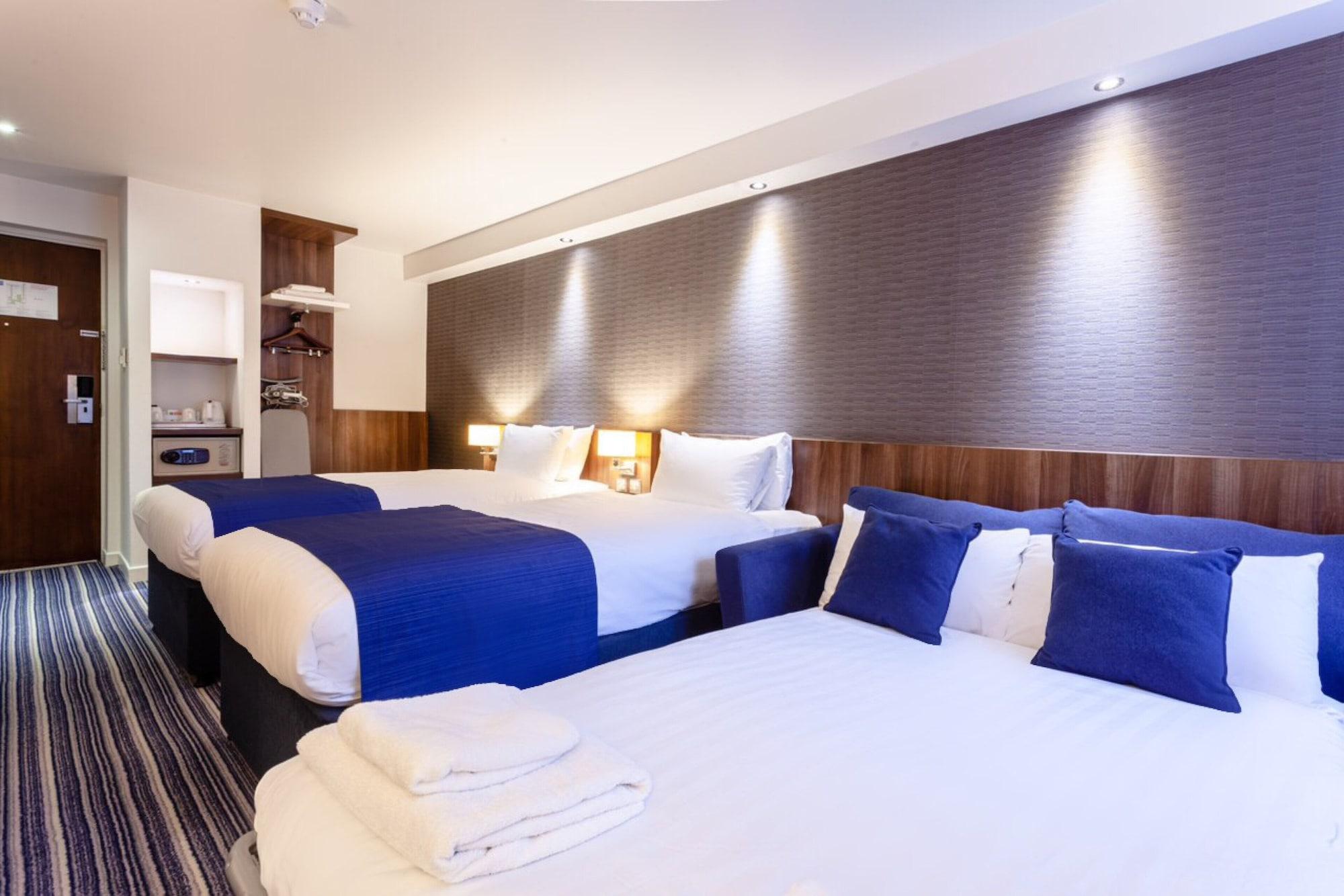 Standard, Multiple Beds