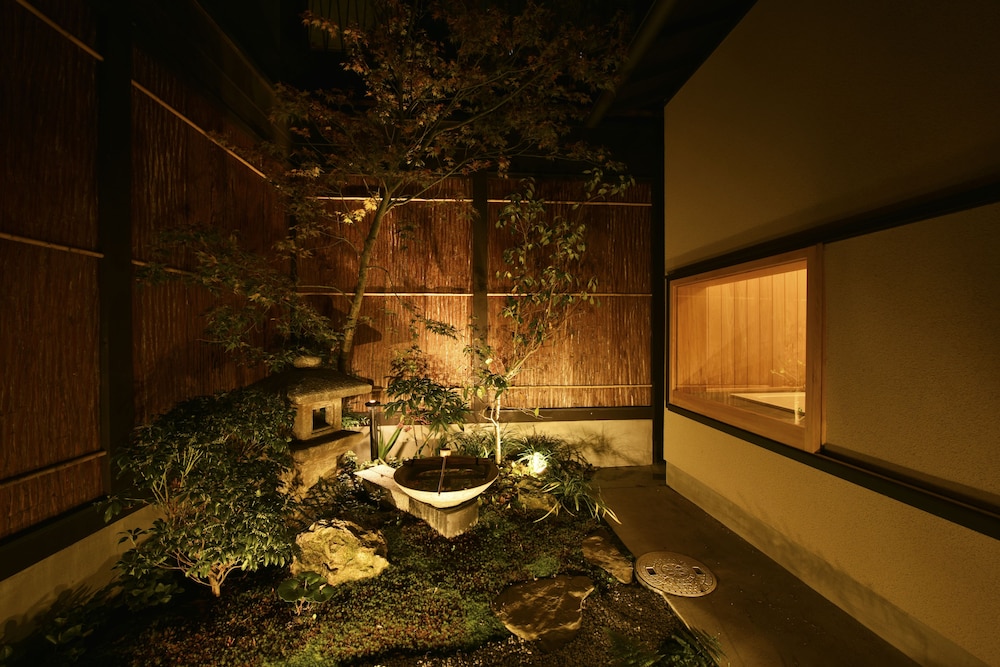 Kuraya Kamigojo-Cho 44/57