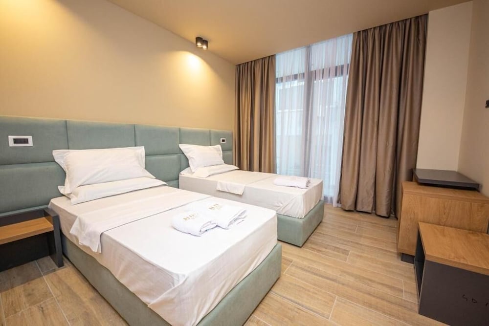 Aldis Hotel 23/59