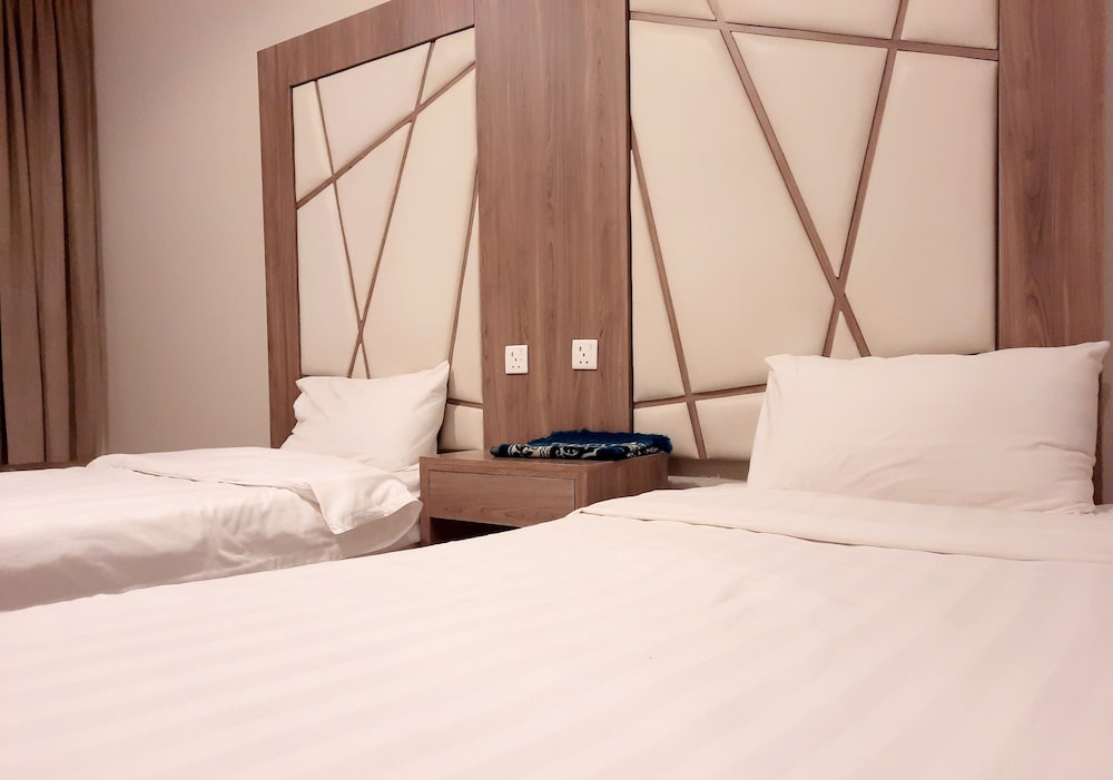 جولدن أبها المضياف(Abha Al-Mudiyaf Al-Thahabiya Serviced Apartments) 17/25