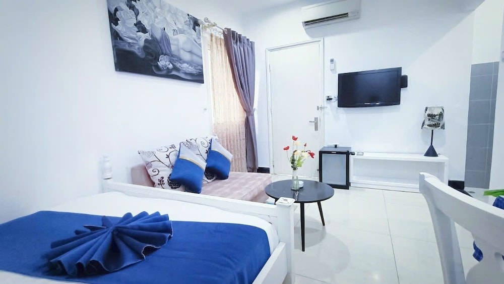 Queen Central Apartment-Hotel 11/26