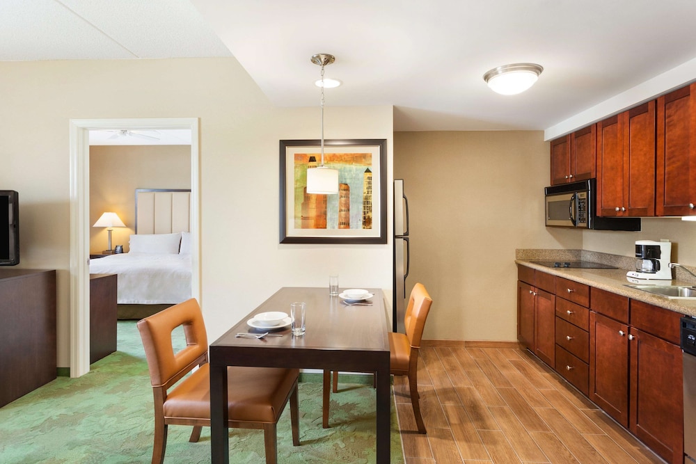 Homewood Suites by Hilton Reading 31/51