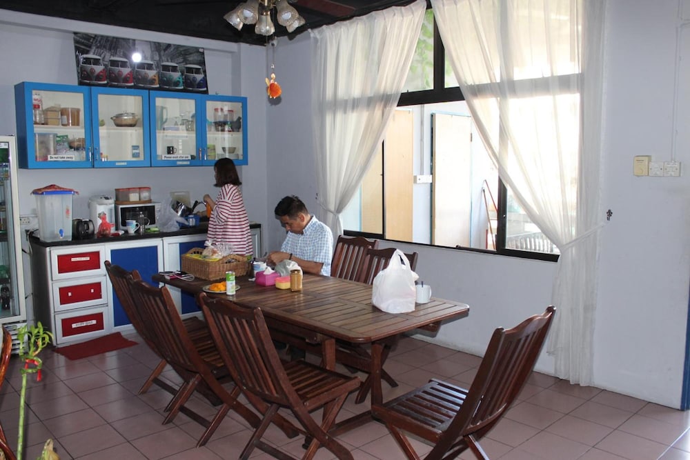 Jesselton Cabin 37/62