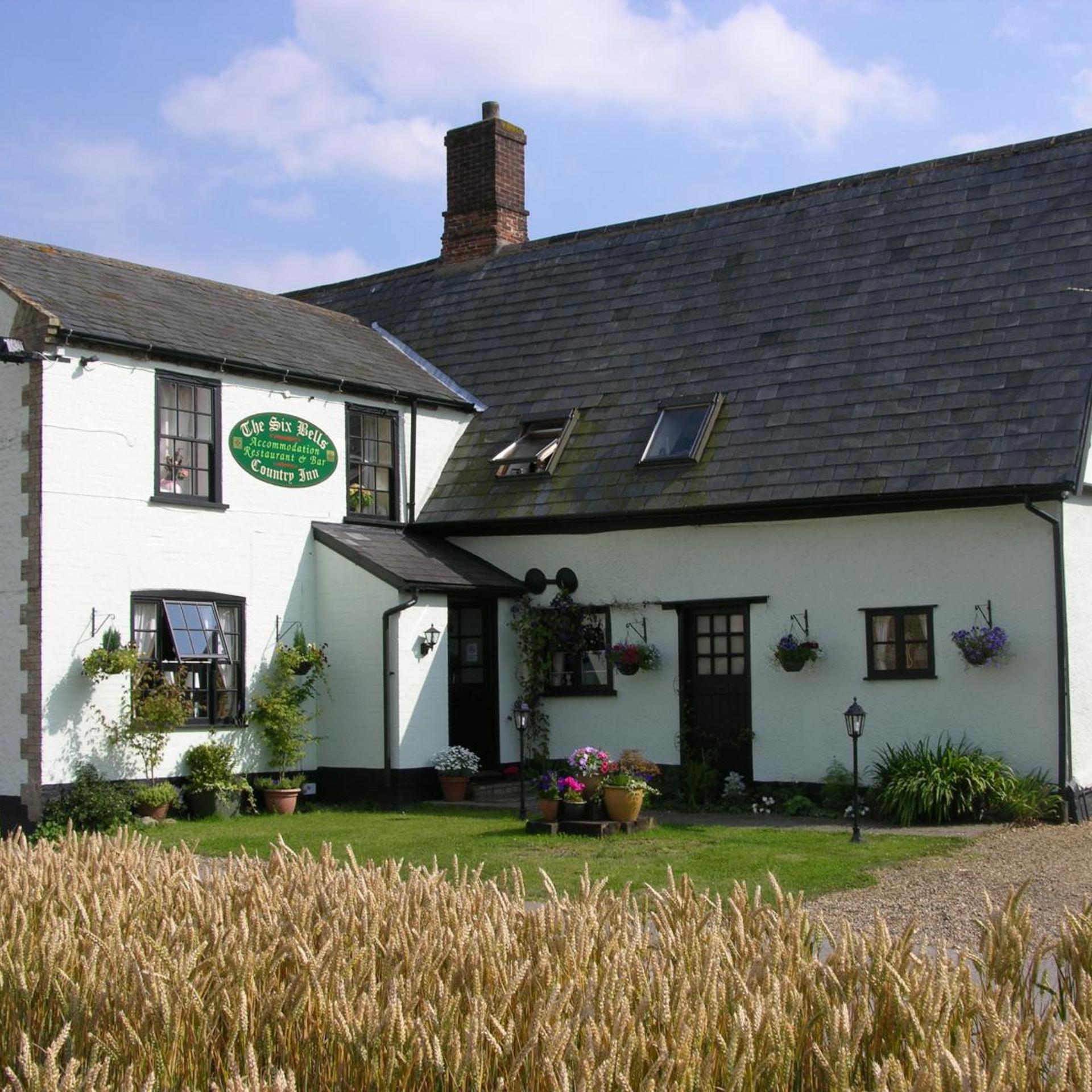 Six Bells 24/27
