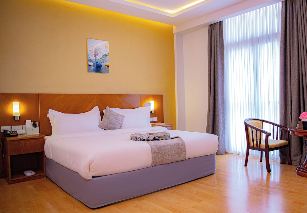 AZZEMAN HOTEL 16/49