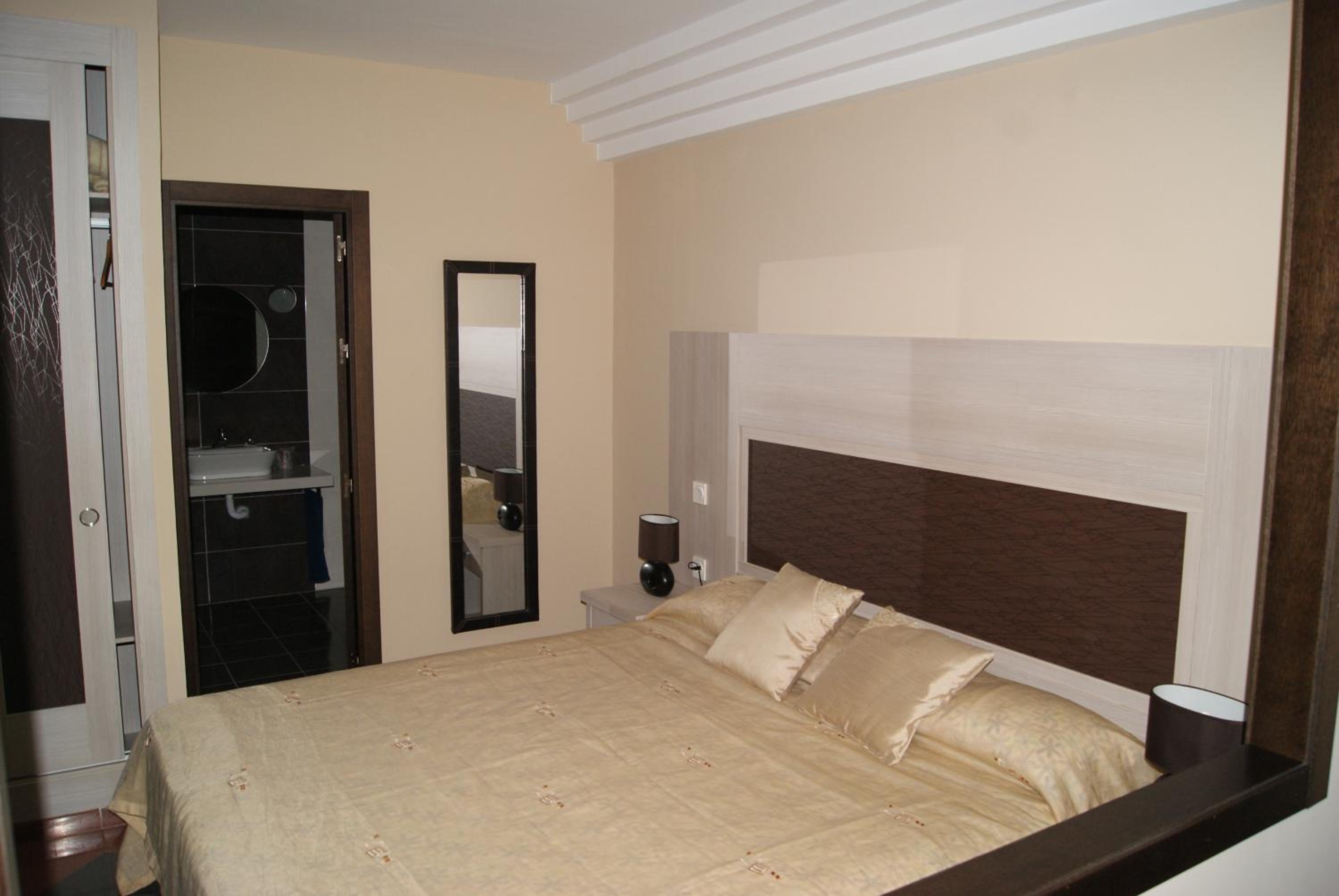 Hotel Dona Luisa 20/50