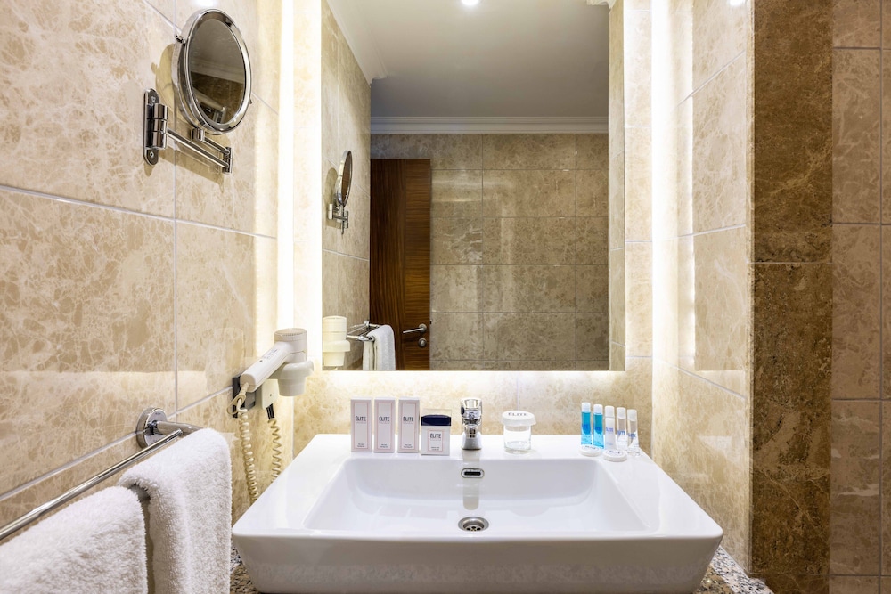 Elite Hotel Dragos 53/56