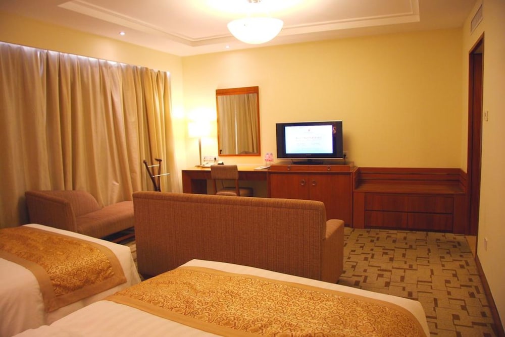 Jianguo Garden Hotel 4/32