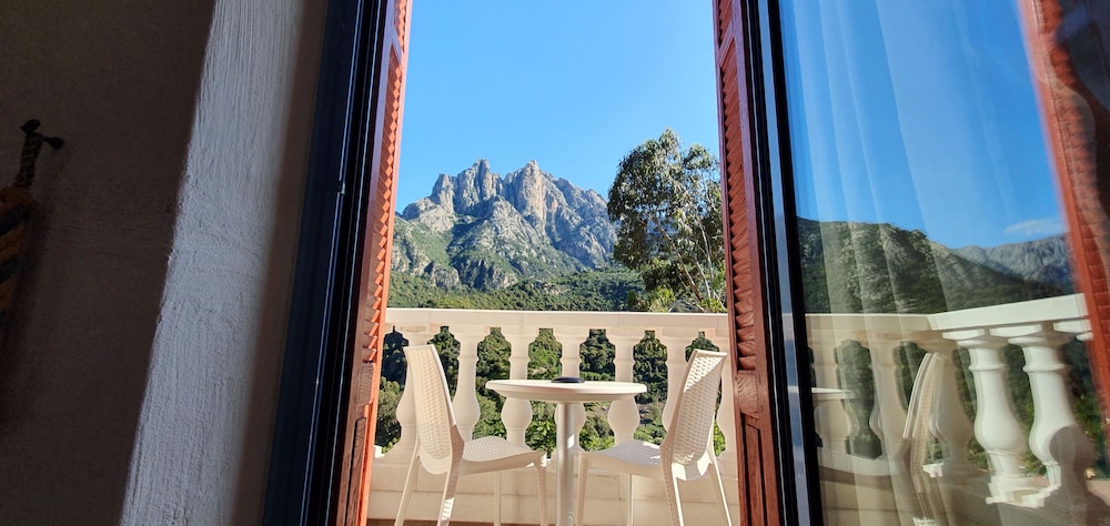 Hotel Bella Vista 38/50