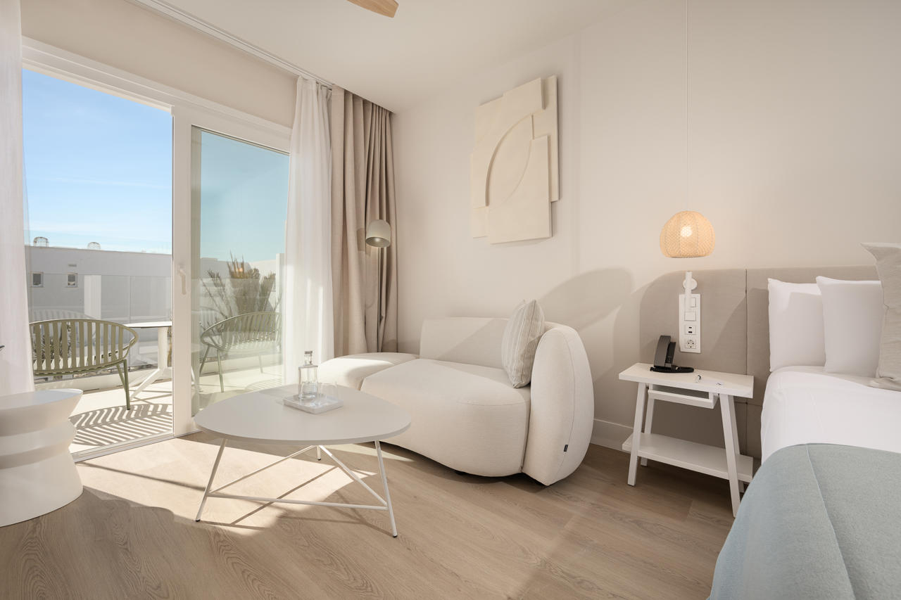 Amare Beach Hotel Sancti Petri 84/111
