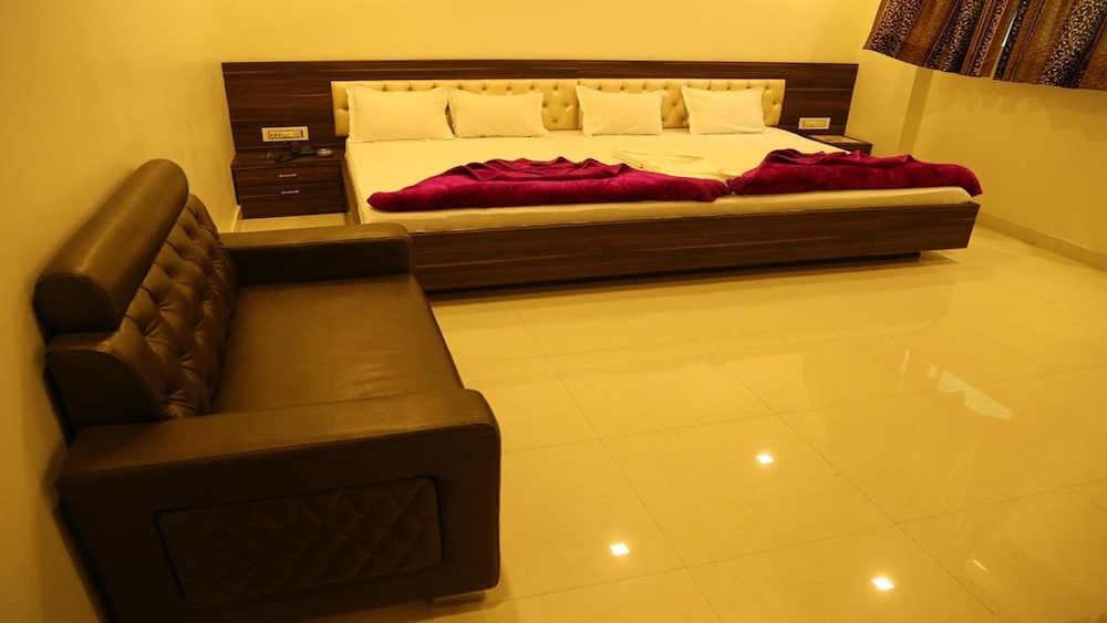 Hotel Kings Way 33/50