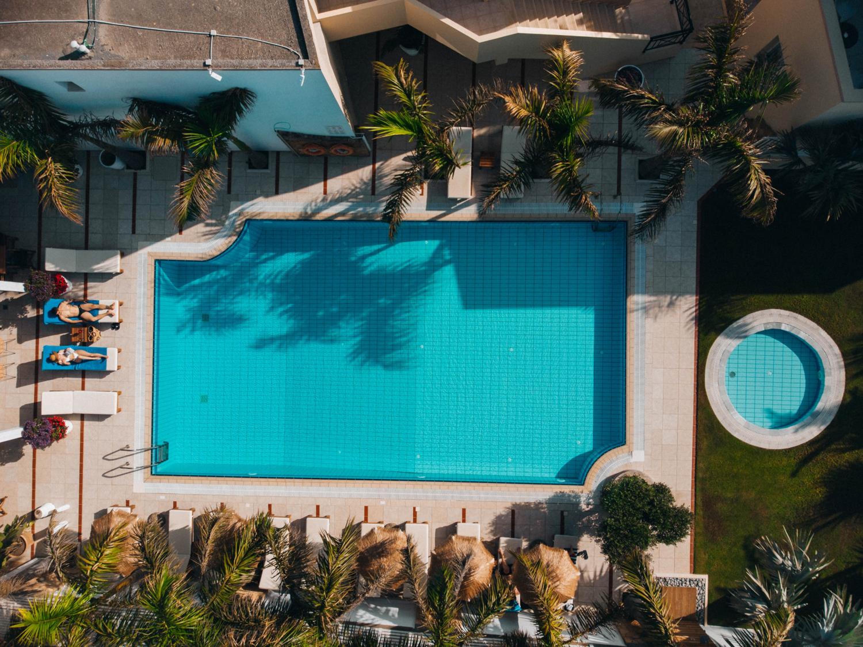 Danaides Hotel 25/47
