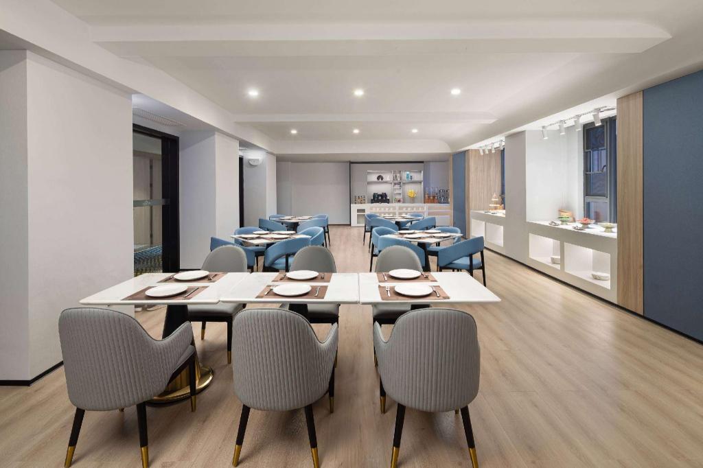 Microtel by Wyndham Changsha South Railway Station 24/29