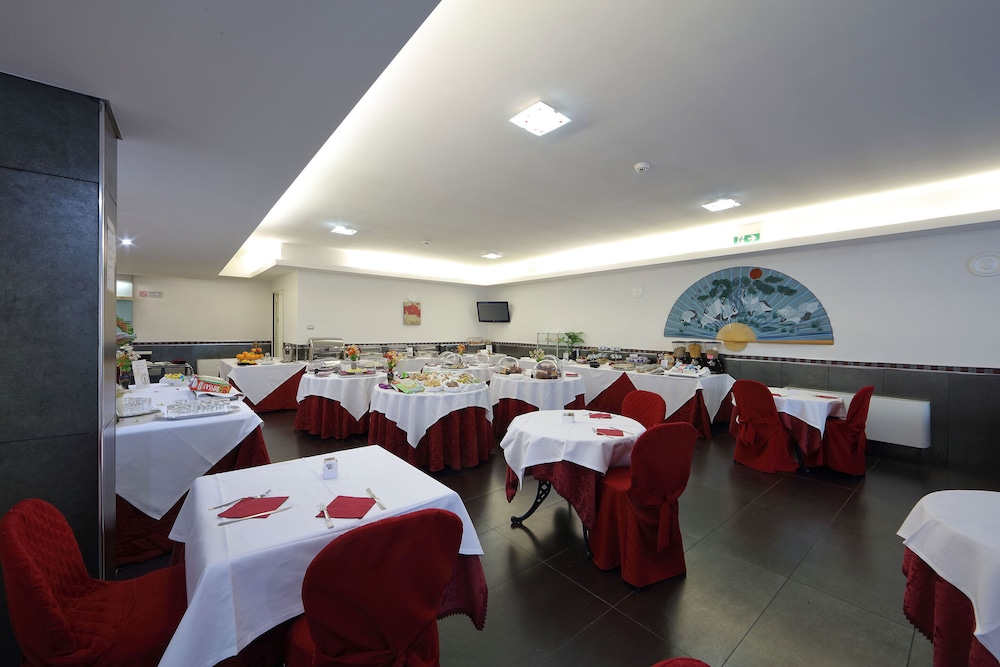 Hotel Relax Roma Nord 35/50