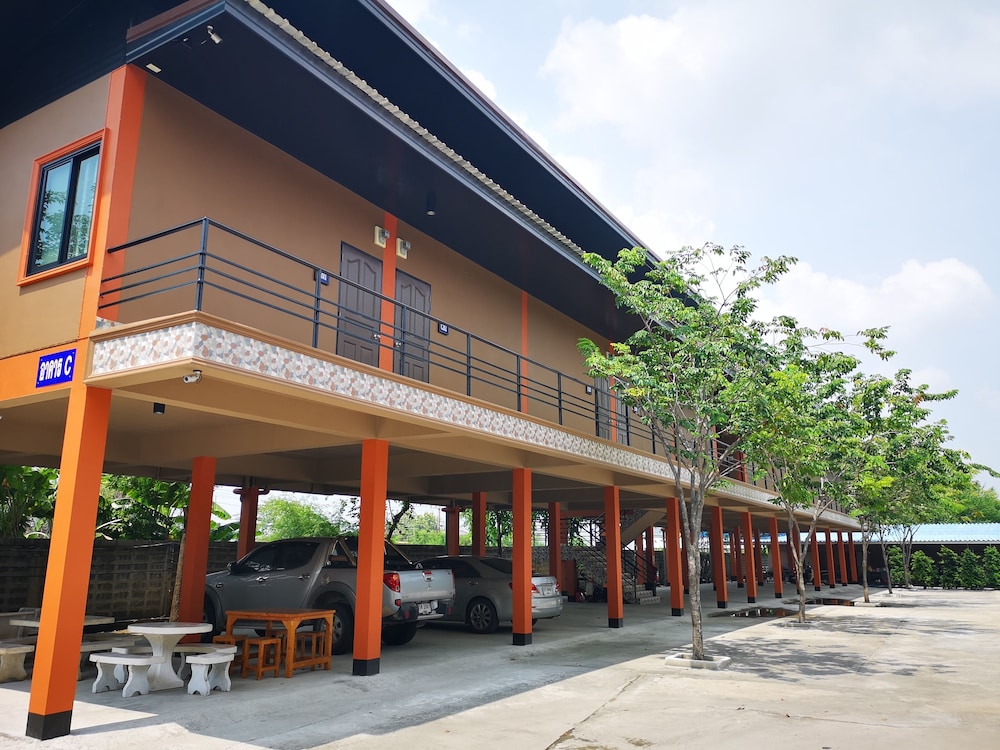 Huaisai Hotel 6/34