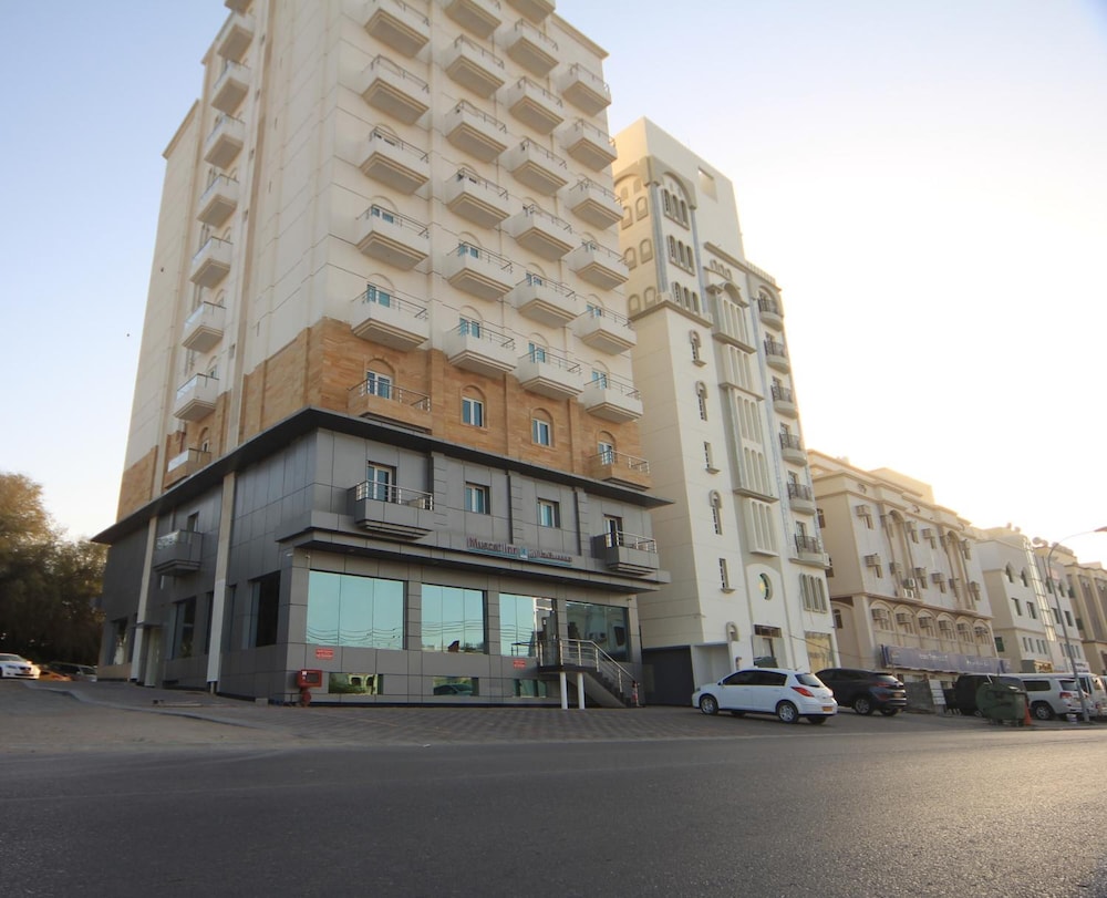 Muscat Inn Hotel 28/40