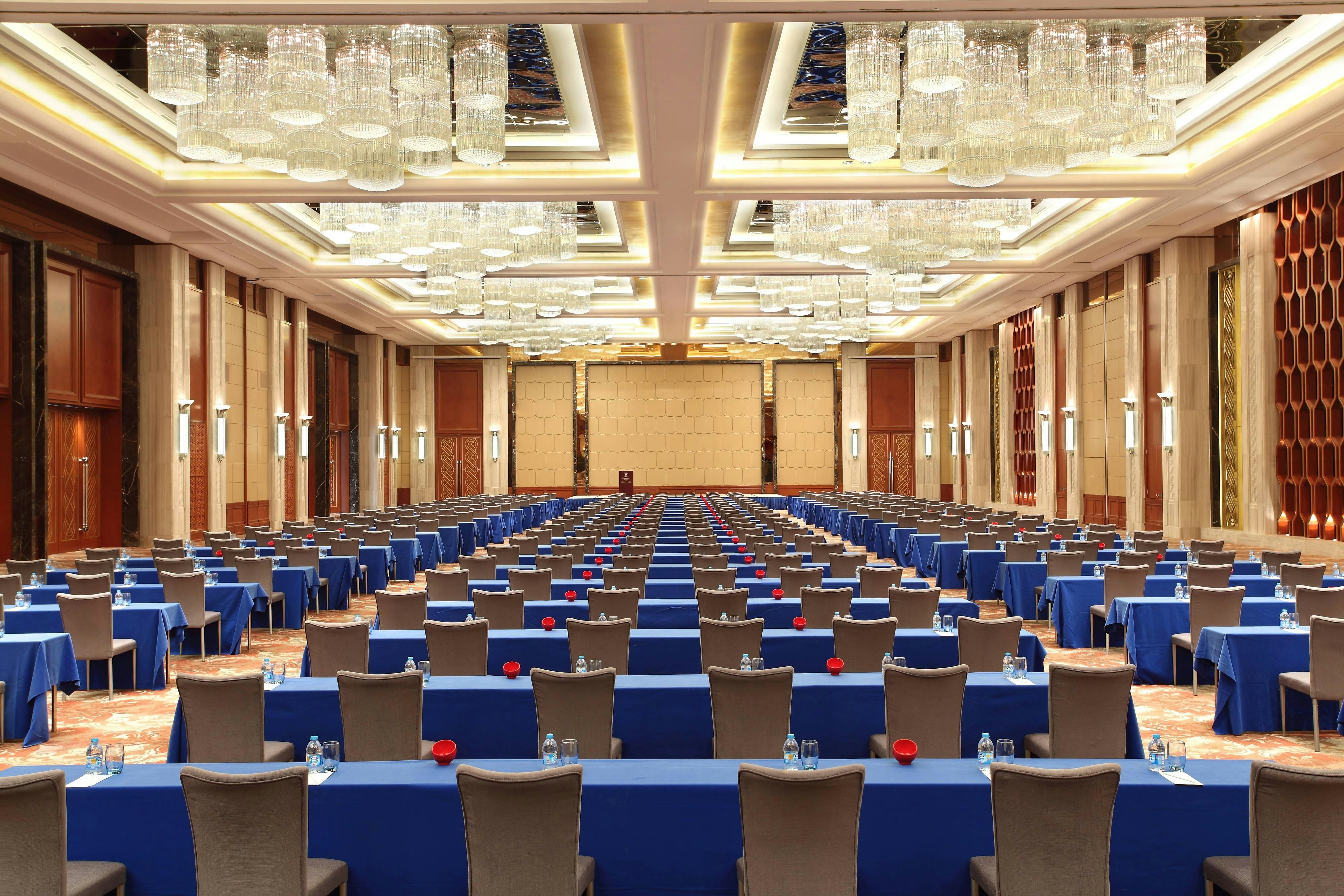 Sheraton Jiangyin Hotel 18/23