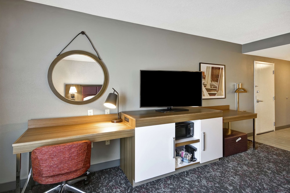 Hampton Inn & Suites Columbus Easton Area 46/49