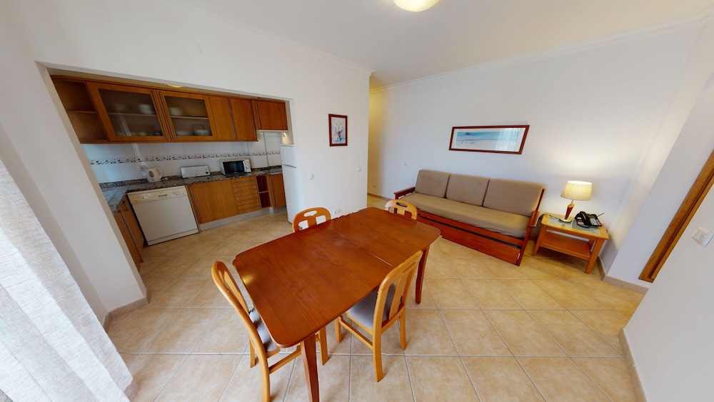 Praia Da Lota Resort Apartments 57/85
