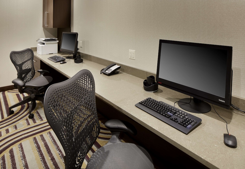 Hilton Garden Inn Roslyn 43/46