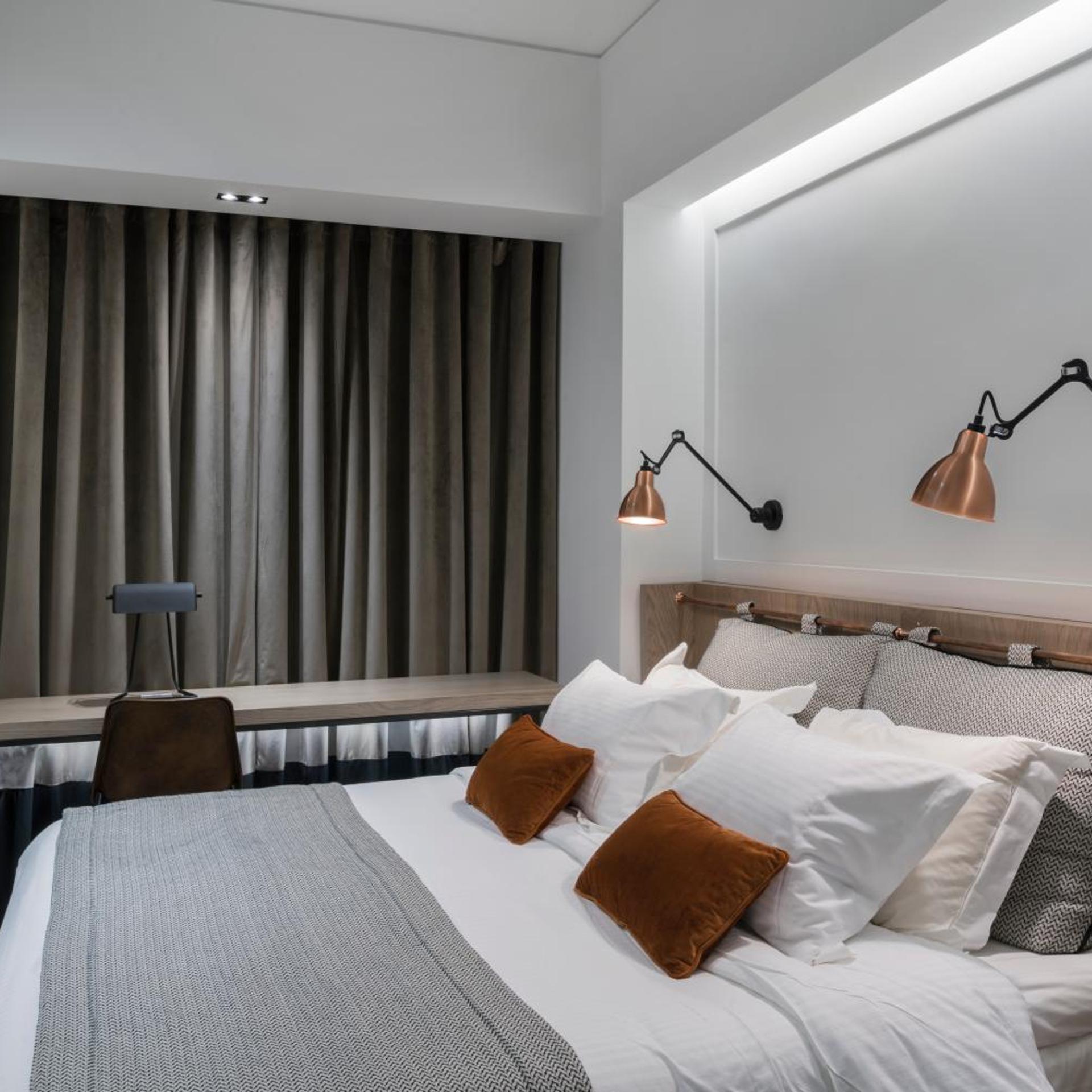 Cozy, Double Bed, Street View