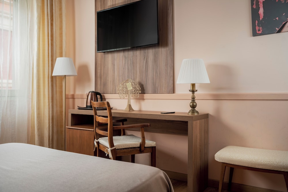 Hotel Roma 39/50