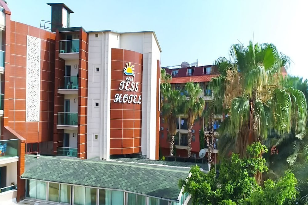 CLUB TESS HOTEL 7/47