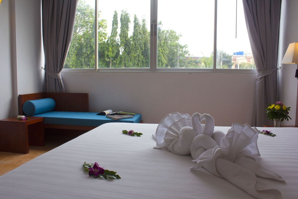 On Hotel Phuket 54/71