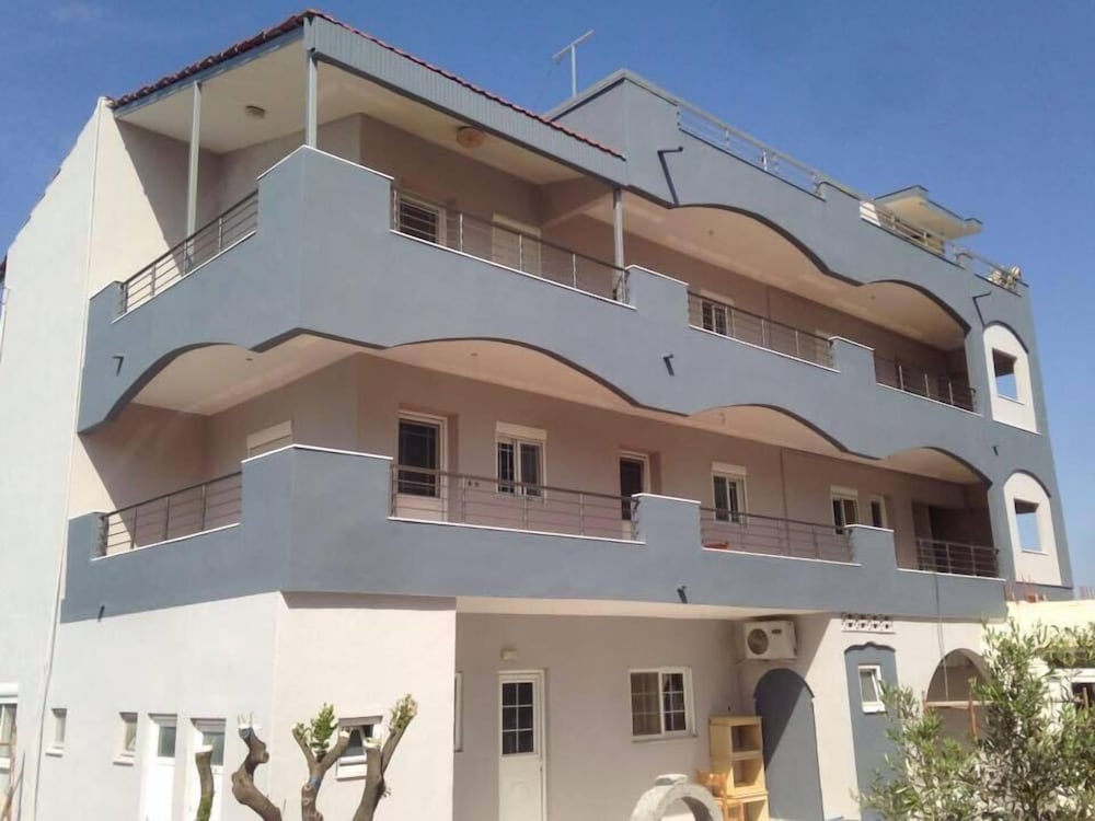 Platoni Elite Apartments photo1