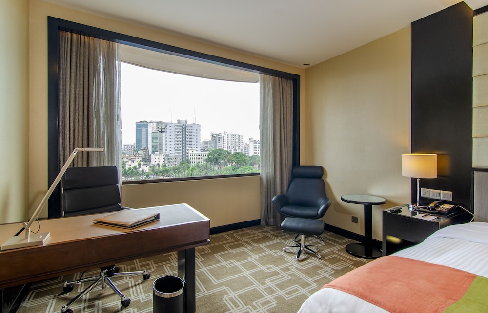 Pan Pacific Sonargaon Dhaka 42/72