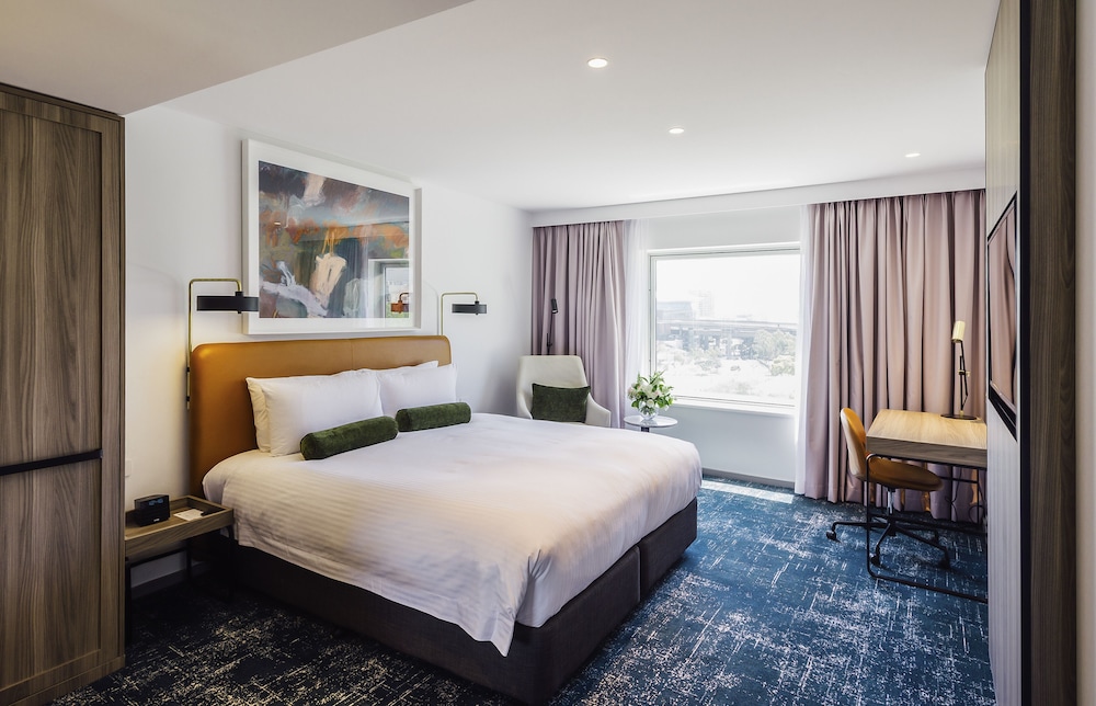 Novotel Sydney Darling Square 16/65