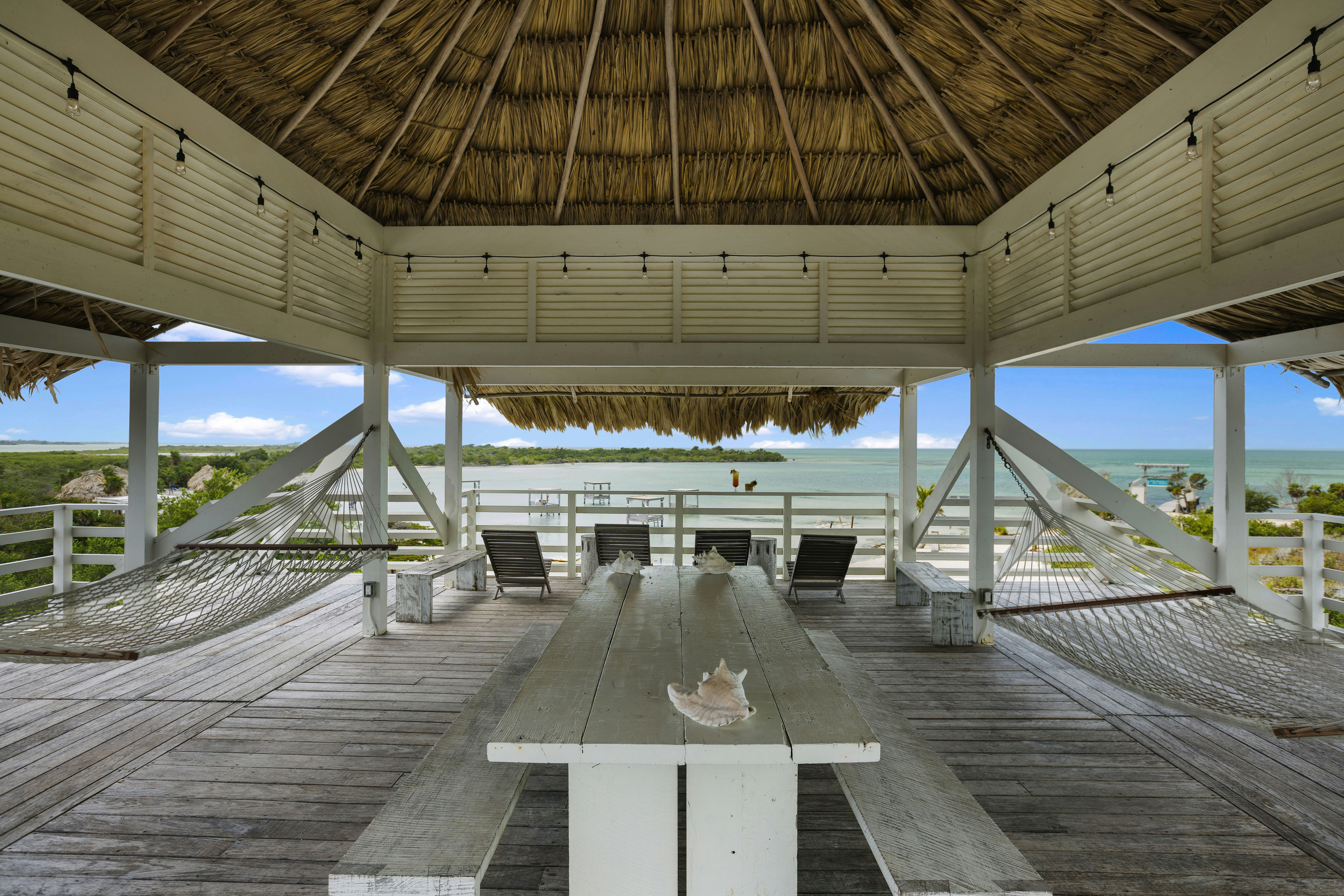 Mahogany Bay Resort & Beach Club, Curio Collection by Hilton 48/92