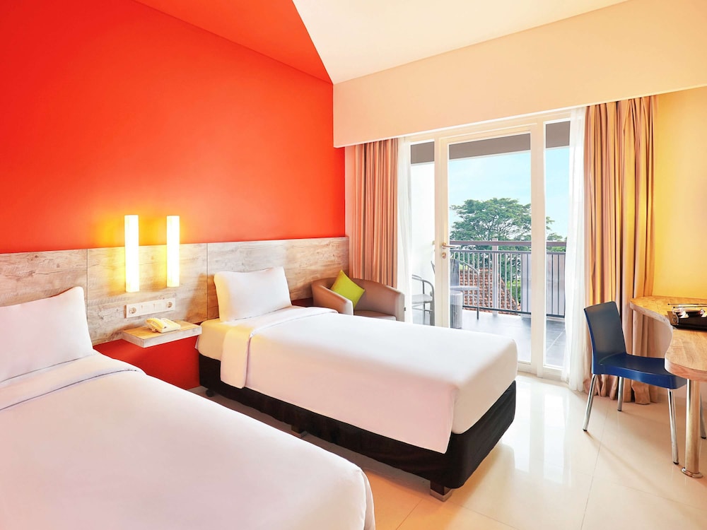 Primera Hotel Seminyak (Ex Ibis Budget Bali) 9/32