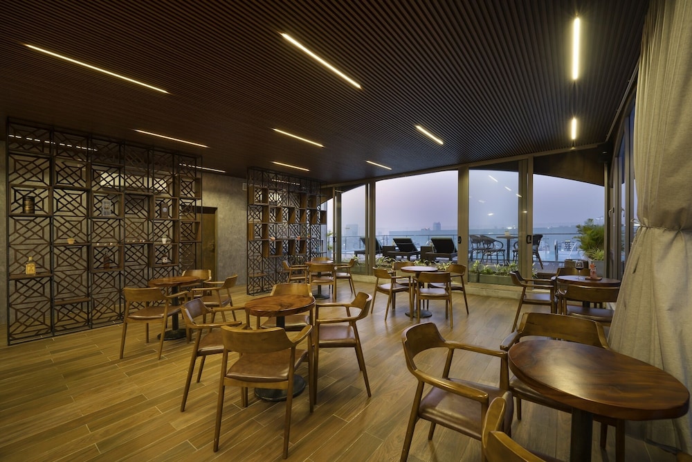 Gold Plaza Hotel Da Nang 34/50