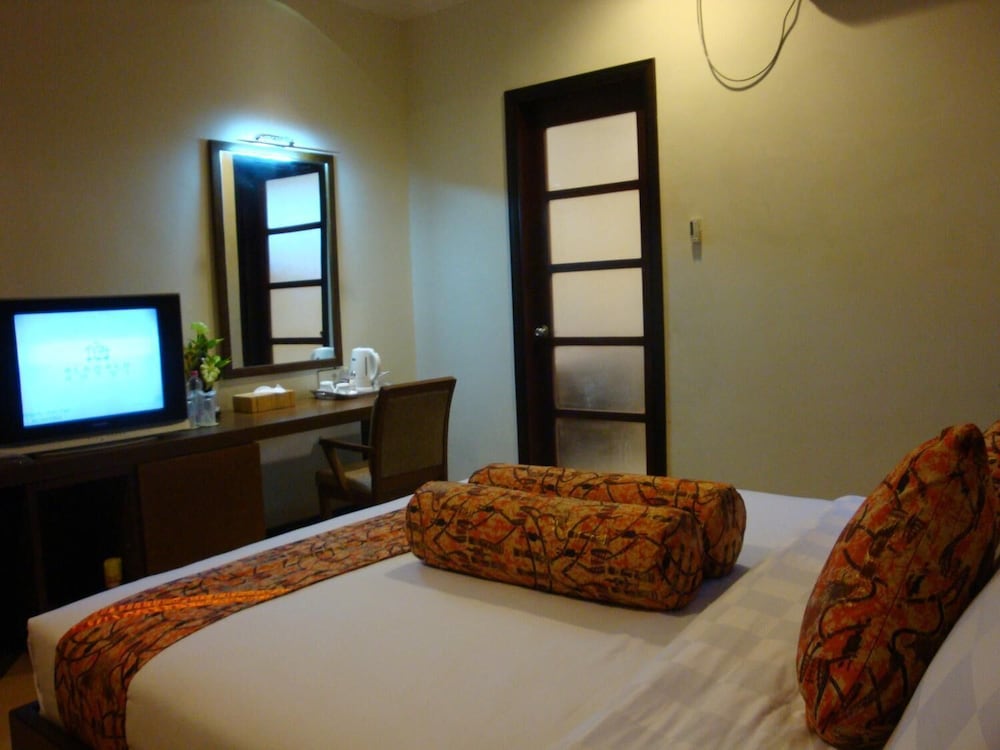 Luxio Hotel Sorong 11/26