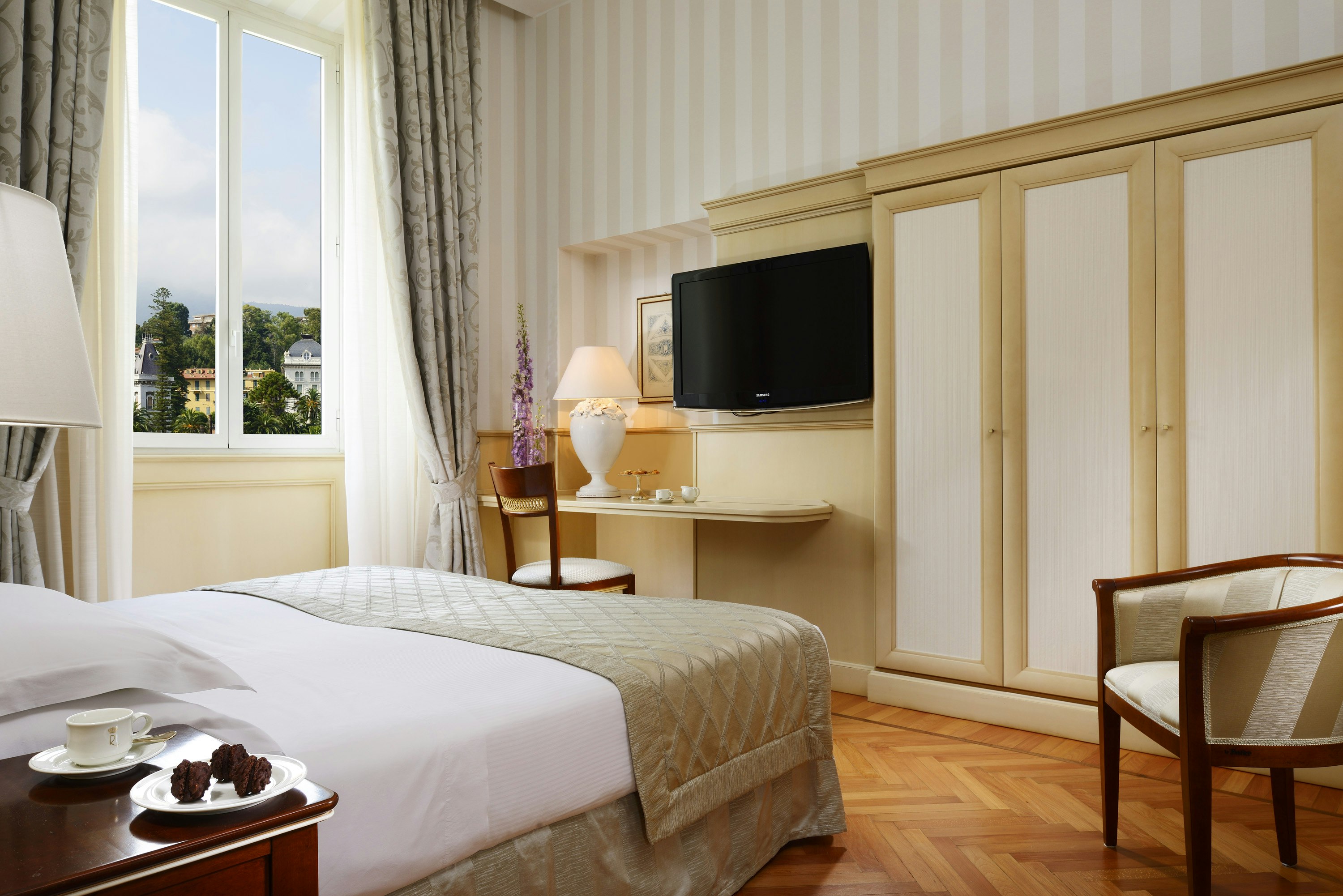 Royal Hotel Sanremo 30/83